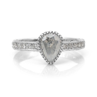 ����P�{ PT900 UV�u�� 1.31ct 0.35ct �_�C�������h�����O ������ ����a���� �������� 13�� �T�C�Y�ύX����܂� �a����4��