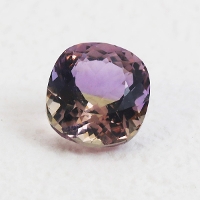 ���A���g���� �N�b�V���� 2.11ct  ����1�� <br><br>��������̃��[�X���g�p���ẴJ�X�^�}�C�Y�����󂯂ł��܂��B
